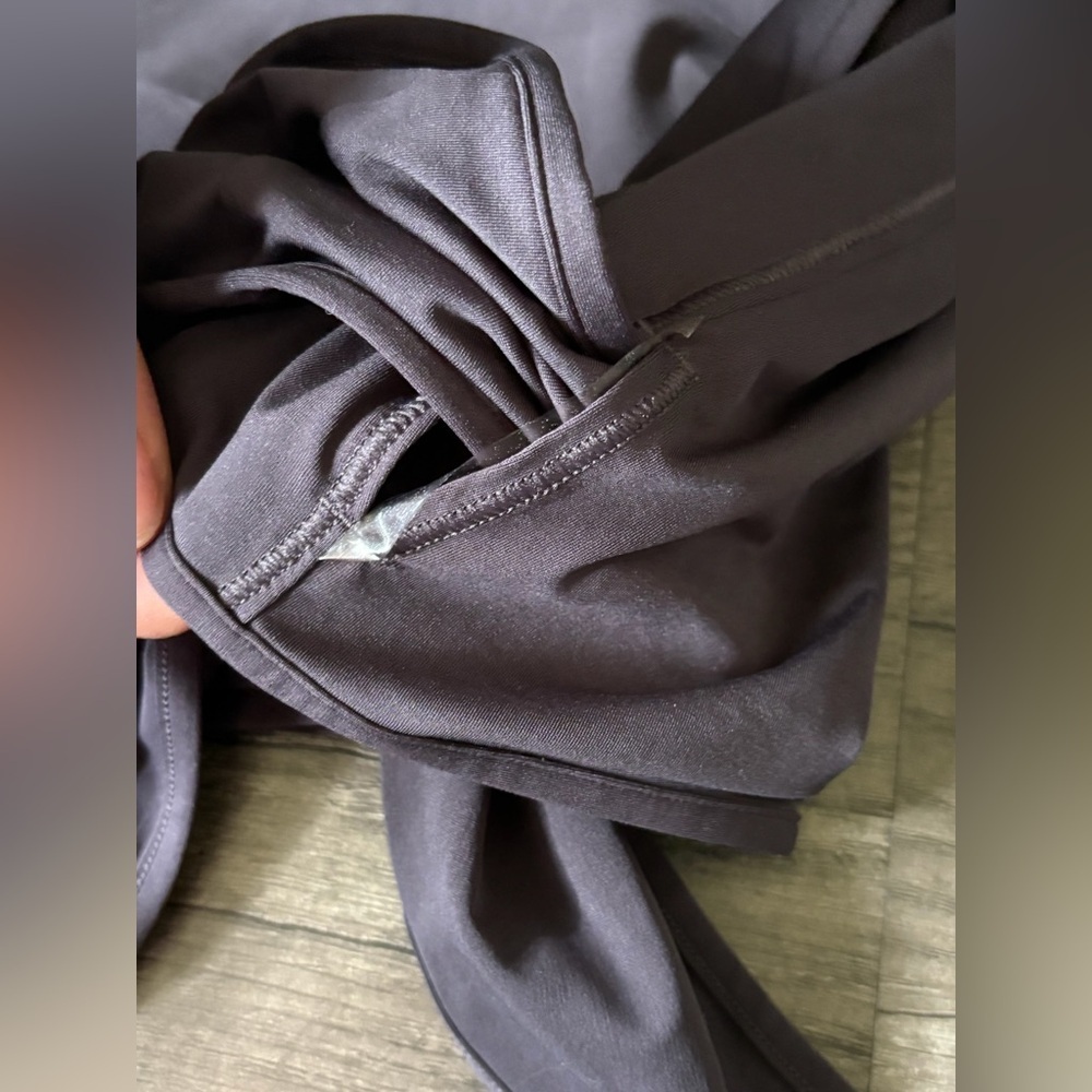 Lululemon Twist Me Up Tank Women’s Grey/plum colour - Picture 7 of 7